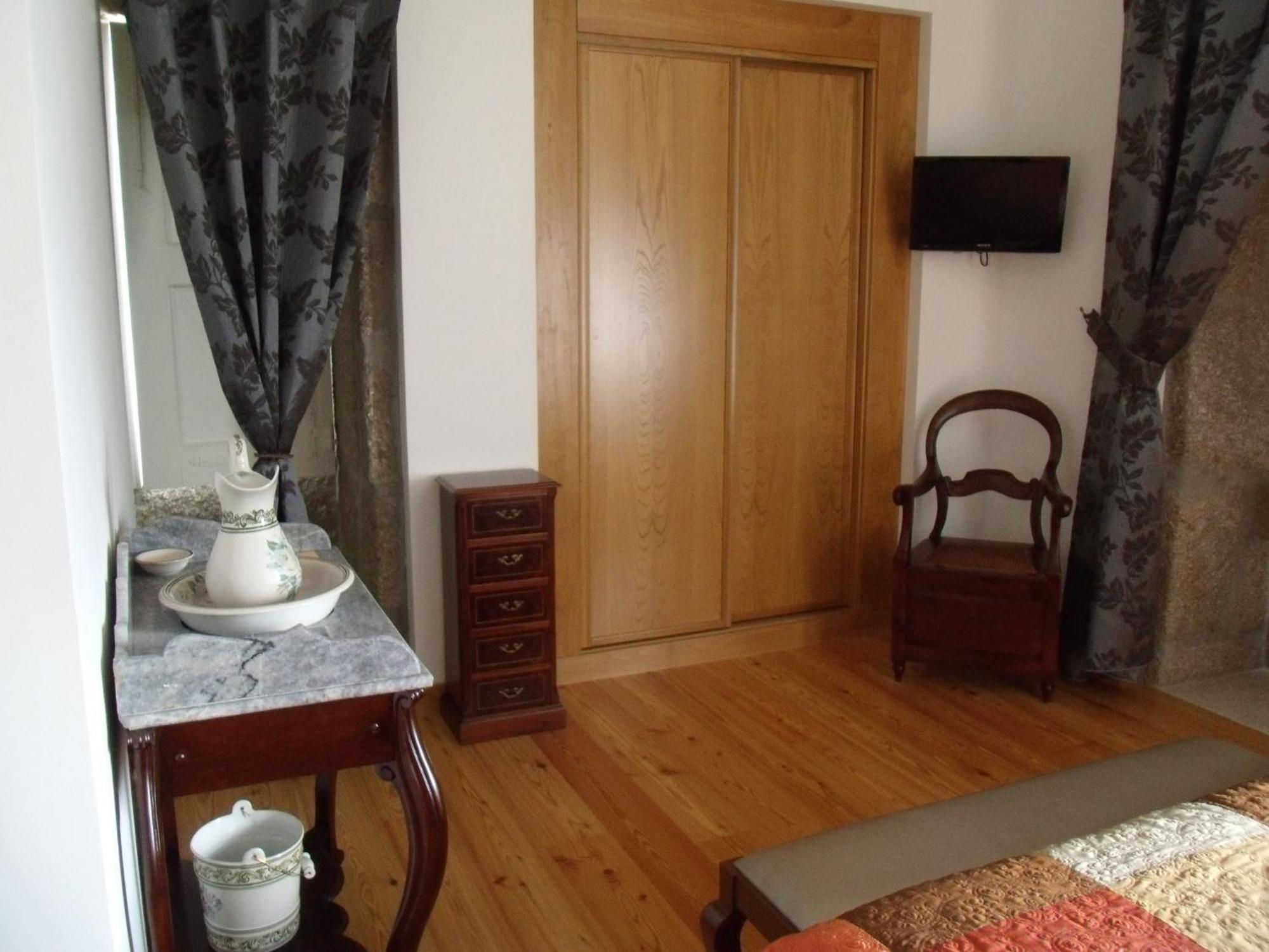 Quinta Da Casa Grande Pinheiro Pensionat Baião Exteriör bild